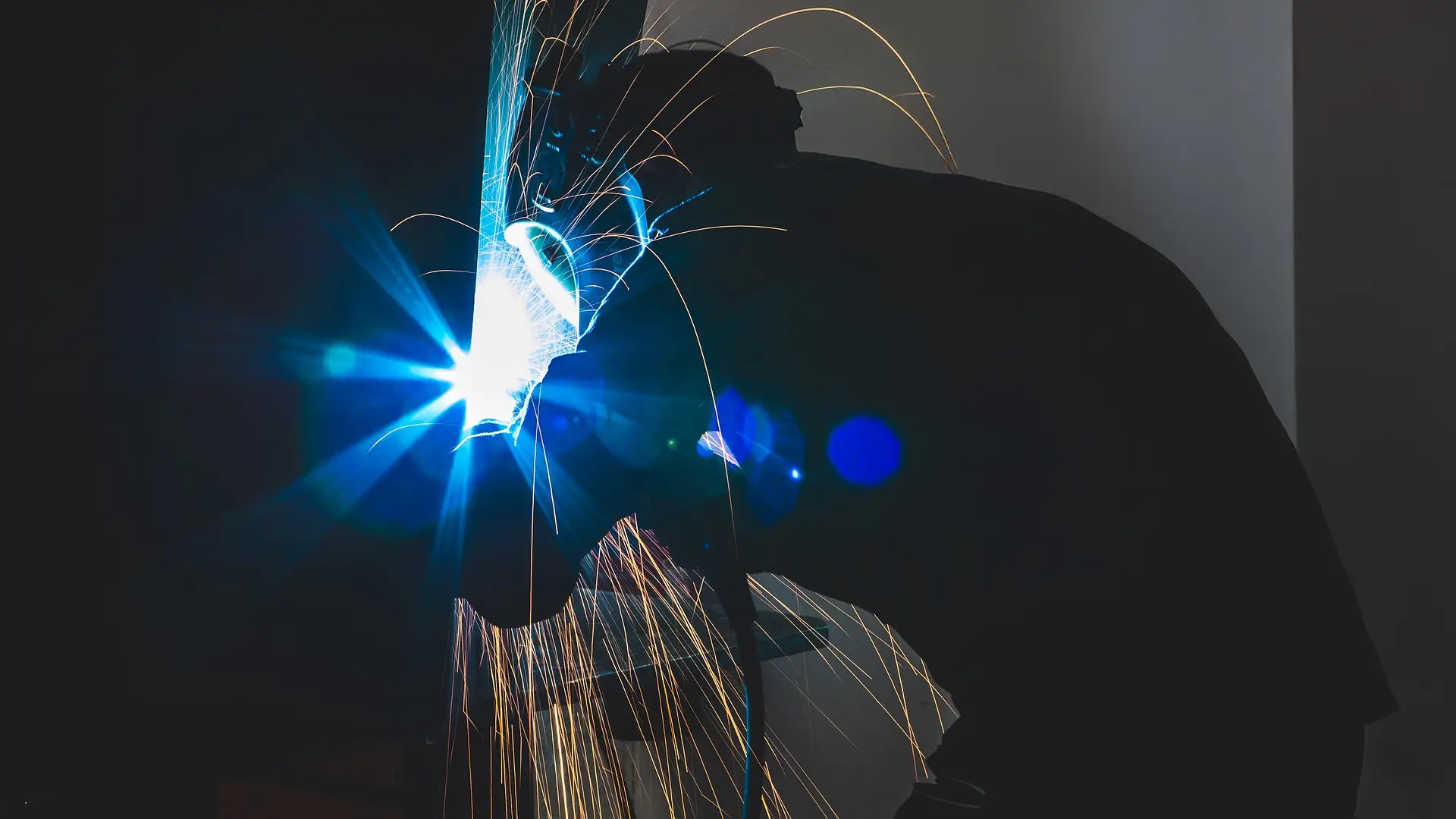 Struktura metalike dhe prodhim industrial në Elbasan